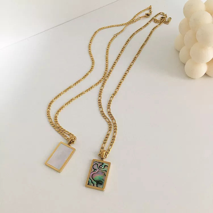 Tori Shell Necklace